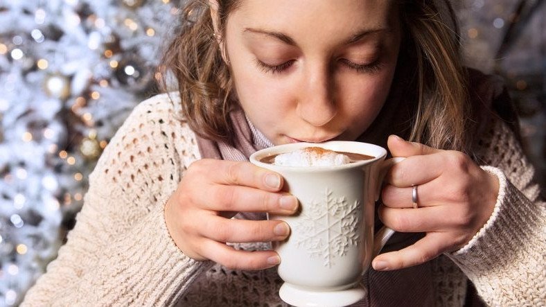 Araştırmaya Göre Sıcak Çikolata İçmek Beyne Yararlı